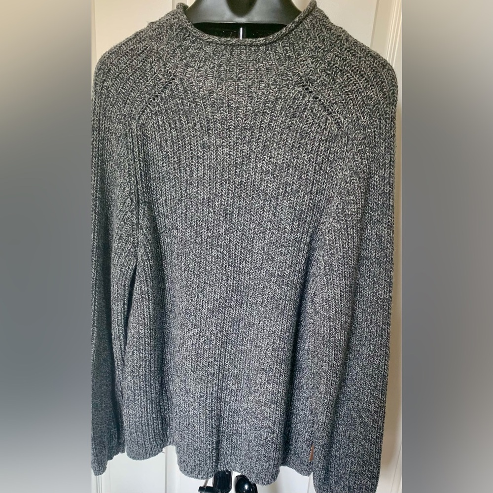 Roots knit sweater size L